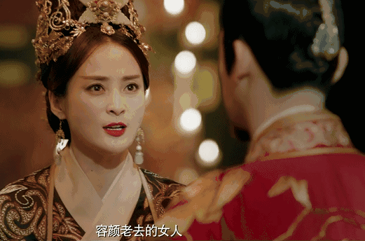 "上镜的女演员，私底下都瘦得像鬼"……秦岚谈女演员现状，叹观众审美苛刻