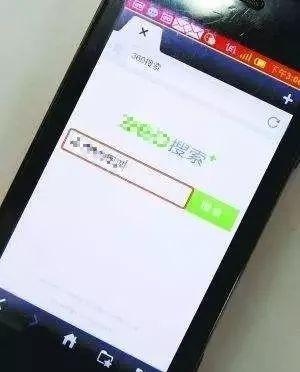 “孝顺儿子”给母亲买了保险后，用电线缠住母亲双手，接通了电源……