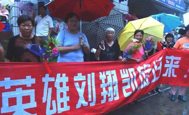 被骂10年后，刘翔突然上热搜，内容让人泪目……