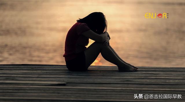 母亲勒死5年级儿子后跳楼：孩子，妈妈不想的，可是没忍住……