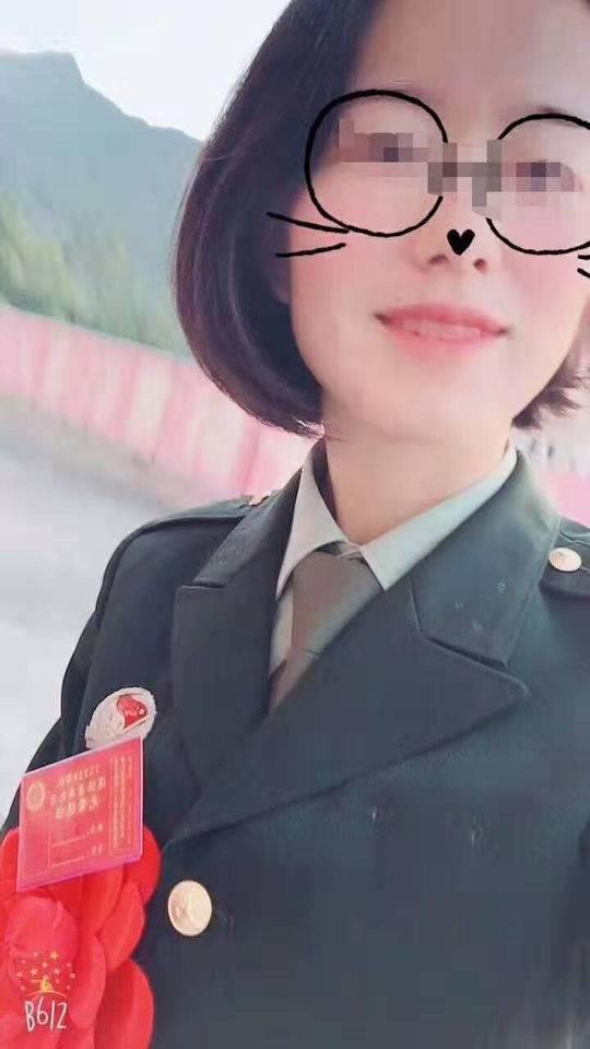 正当防卫又现争议案：醉酒男午夜持刀砸门，丽江90后女子带刀“反杀”