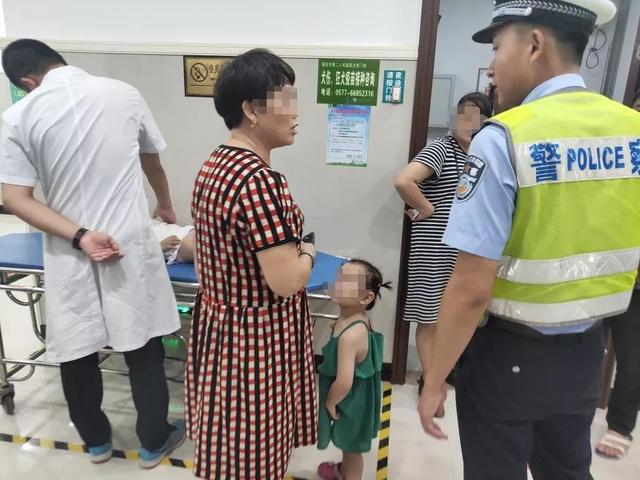 浙江这位交警，你上央视了！事故才处理一半，跑了……