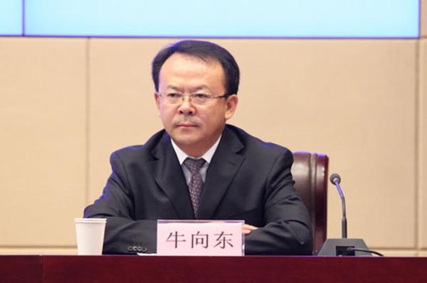 离京赴甘肃的这名北大经济学博士，被指从政动机不纯工于算计