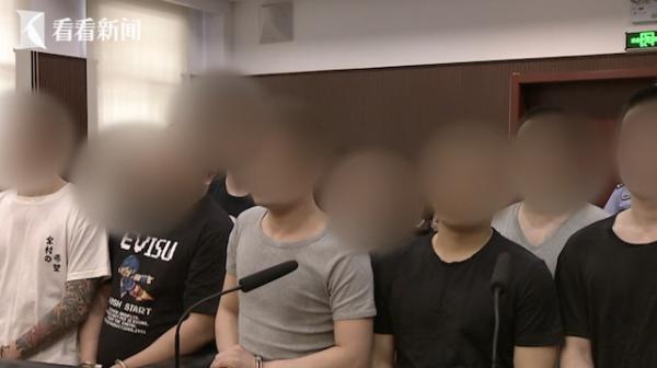 烧烤店遭霸座25人只点一根羊肉串，10余人被判刑