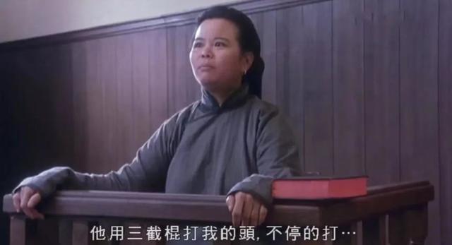 她是香港最牛茶水工，端茶送水30年让成龙、刘德华都爱她