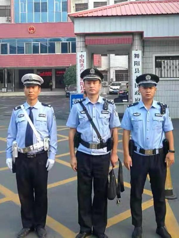 “如果我睡着了，把我抱到屋里”8岁女儿的字条，让漯河铁警泪流满面