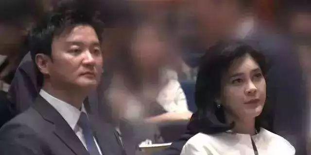 闹了5年的离婚案本质：青蛙变身王子失败了，公主还是那个公主
