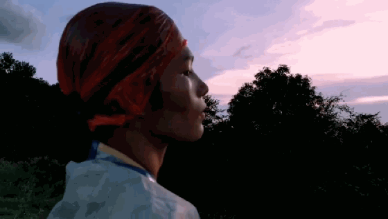 广西20多岁“乡村超模”太燃了！天生高级脸，凭实力征服中外网友
