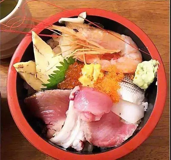 日本黑帮开居酒屋，价格太便宜引警方怀疑抓捕！黑帮：我太难了