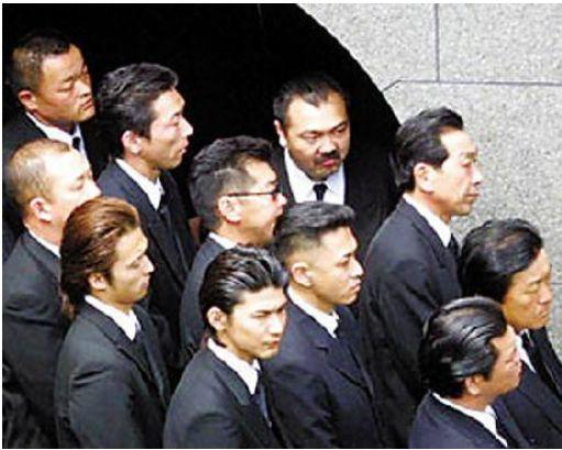 日本黑帮开居酒屋，价格太便宜引警方怀疑抓捕！黑帮：我太难了