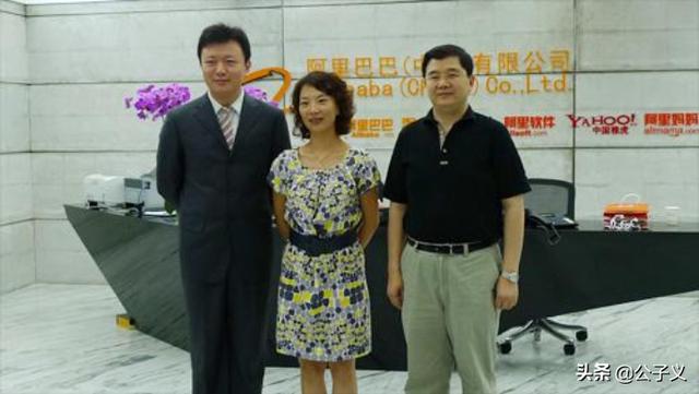 阿里巴巴身价50亿女富豪，30岁担任前台，19年成为公司总裁
