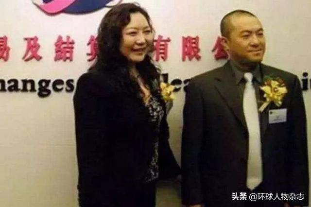 卖房如卖菜，从小白变身女首富，离婚还送前夫百亿，她走上巅峰全靠这个神技能