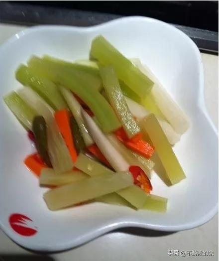 海底捞张勇：我做了那么多亲情化举动，却“败给”一个吧台小姑娘