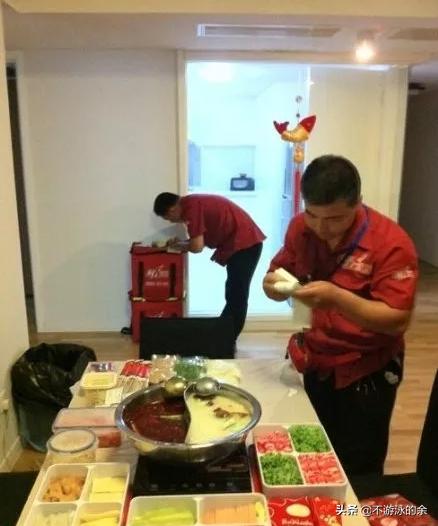 海底捞张勇：我做了那么多亲情化举动，却“败给”一个吧台小姑娘