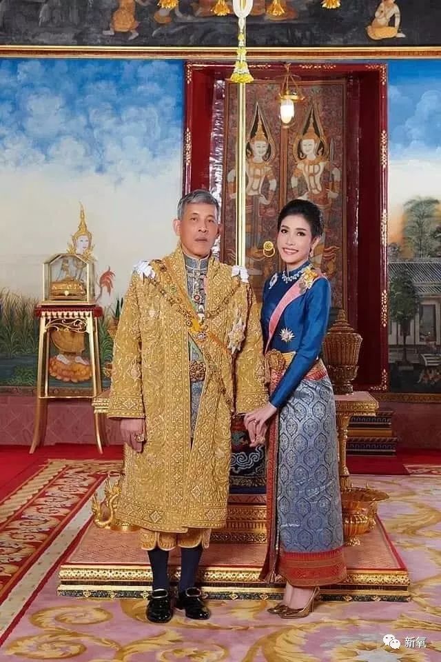 泰国最美贵妃入宫86天就被废不是因为觊觎后位，是没跟国王拍x照...