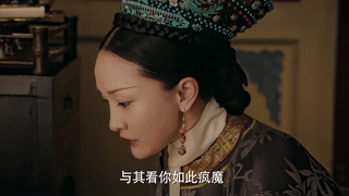泰国最美贵妃入宫86天就被废不是因为觊觎后位，是没跟国王拍x照...