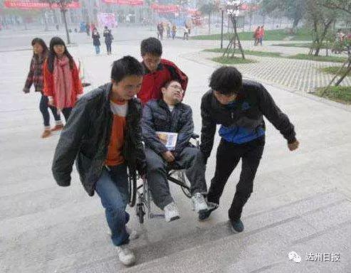 弟弟也走了！这对“轮椅兄弟”还是离开了我们！他们生前的一个决定让人泪奔…