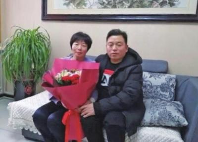 安阳女子25年前资助放牛娃 如今放牛娃难忘恩情找到她