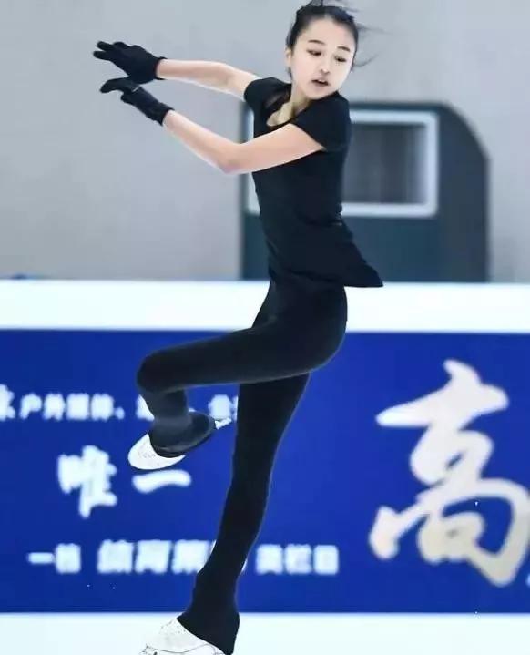 16岁花滑冠军，放弃美国国籍，备战2022冬奥会：我只为中国而战
