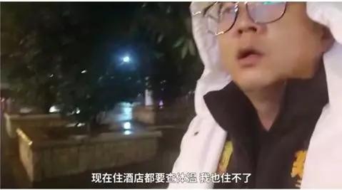 “我不敢看湖北人的朋友圈”：疫情之下的众生相